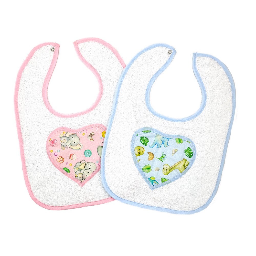 Bavaglino DORINA cm.25x35 in spugna con bottone e cuore applicato