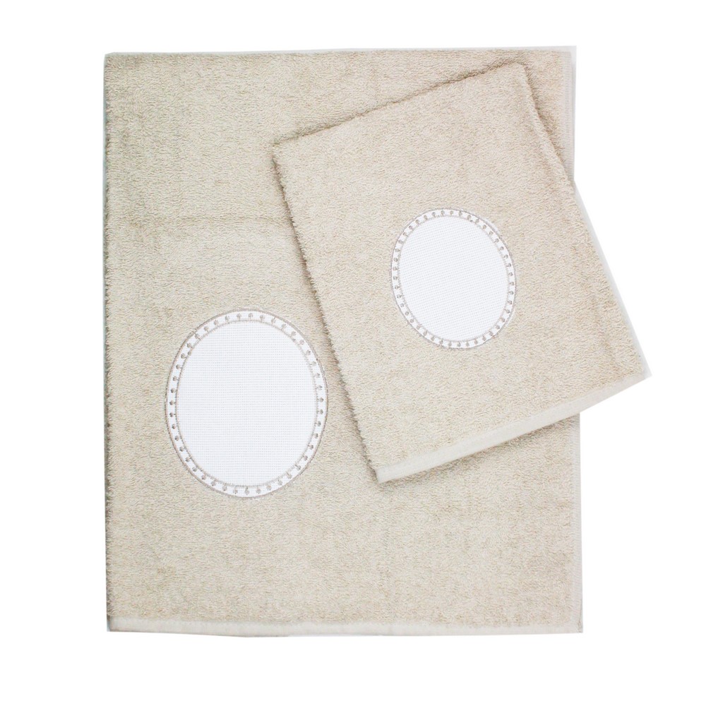 Coppietta HOBBY:asciugamano+ospite con oblo' in etamine da ricamare